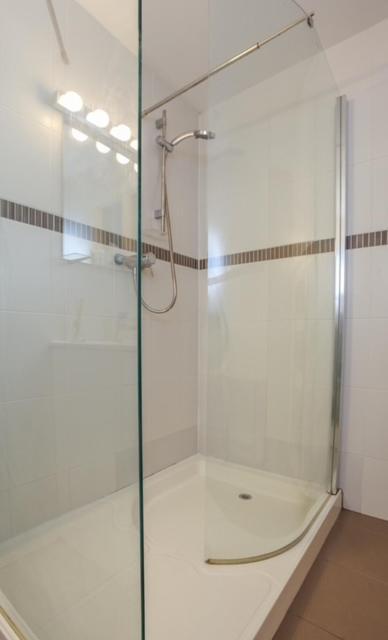 Queens Large 2 Bdr & 1 Bdr Apartments By Belfast City Breaks 외부 사진
