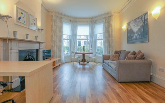 Queens Large 2 Bdr & 1 Bdr Apartments By Belfast City Breaks 외부 사진